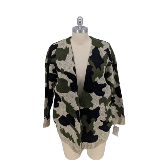 Sweaters - 00130 Womens Camo Knit Cardigan Sweater Green Black Size M/L military hipster